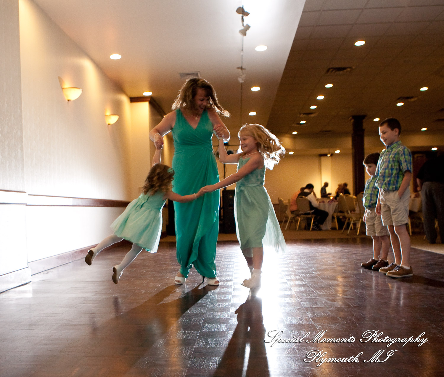Mary Ann & Kevin at Park Place Caterers Dearborn MI wedding photograph