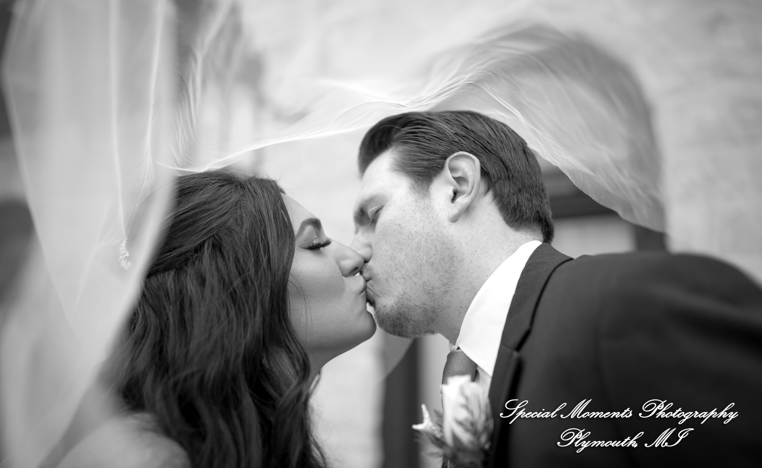 Tahlene & Andrew at Henry Ford Estate Dearborn MI wedding photography