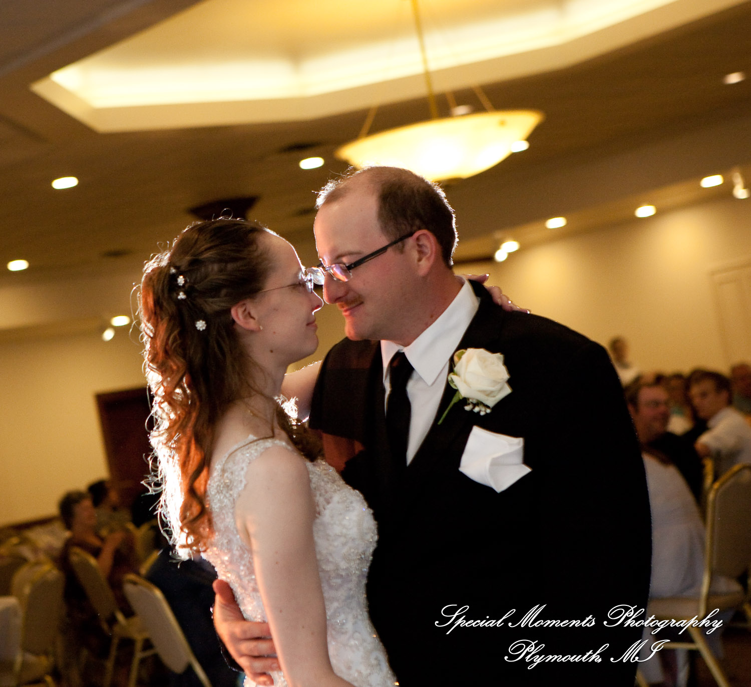 Mary Ann & Kevin at Park Place Caterers Dearborn MI wedding photograph