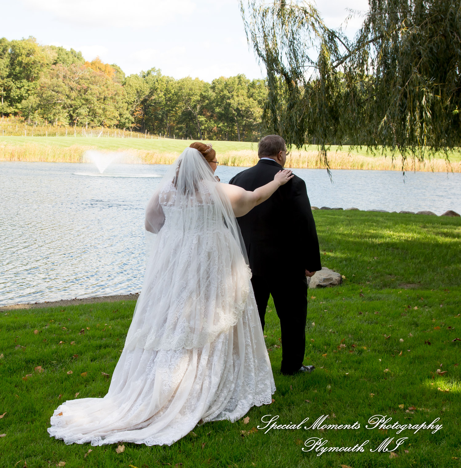 Mike & Jess at Westers Family Vineyard & Winery Rives Junction MI wedding photograph