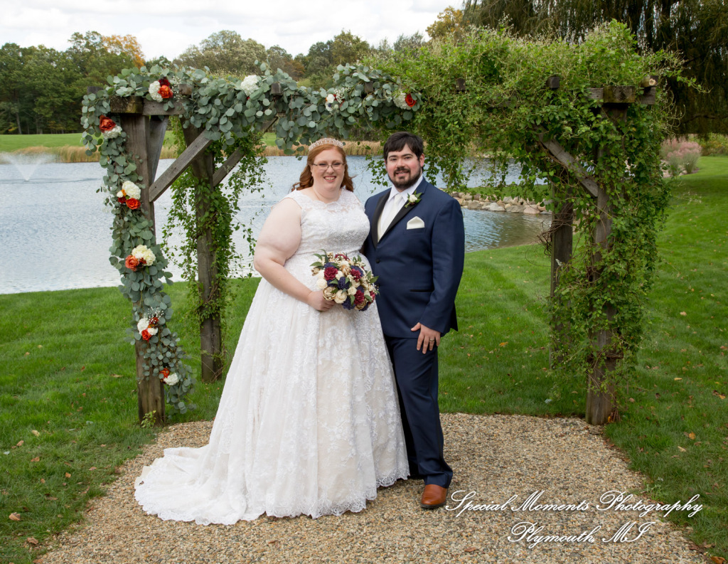 Mike & Jess at Westers Family Vineyard & Winery Rives Junction MI wedding photograph