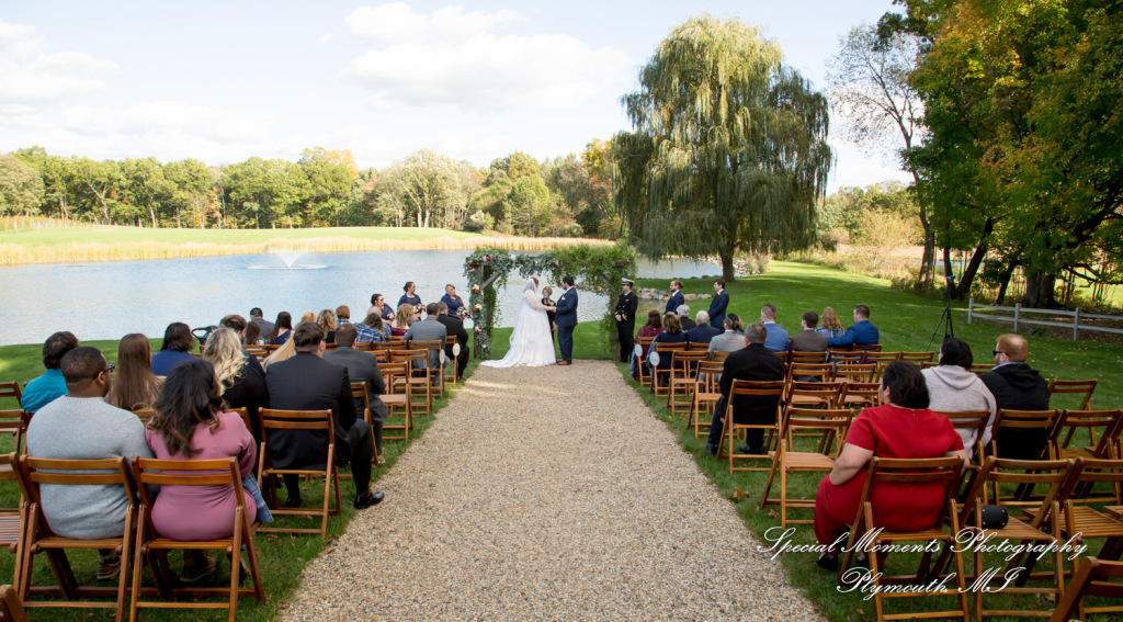 Mike & Jess at Westers Family Vineyard & Winery Rives Junction MI wedding photograph