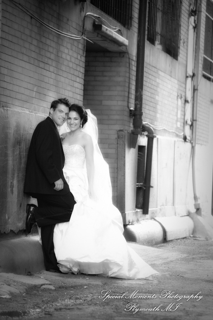 Dave & Angie at Colony Club Detroit MI wedding photography