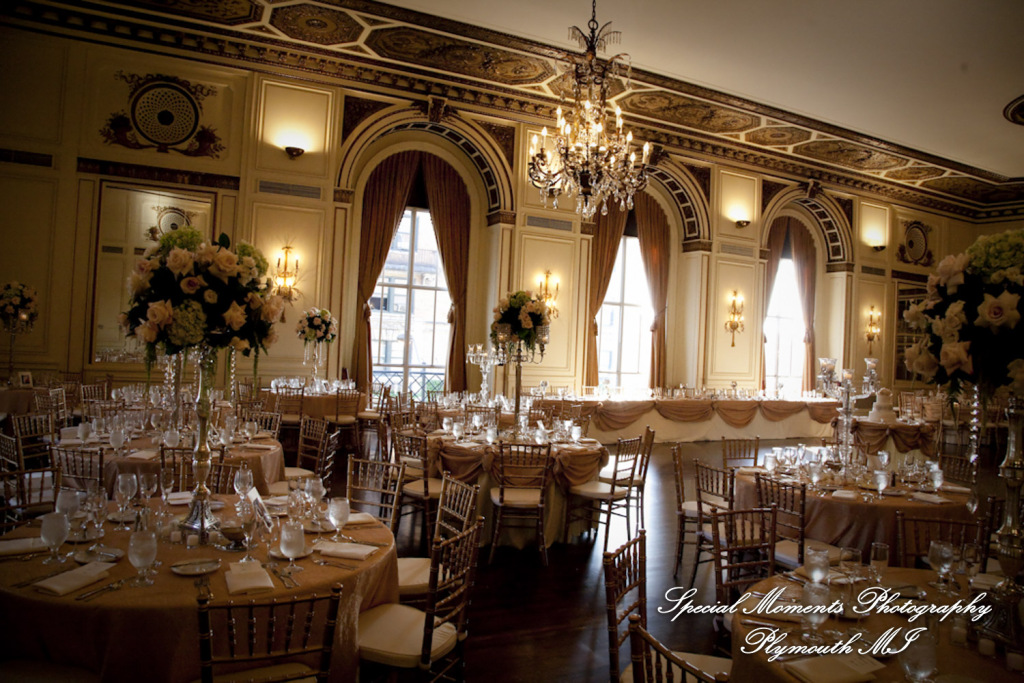 Dave & Angie at Colony Club Detroit MI wedding photography