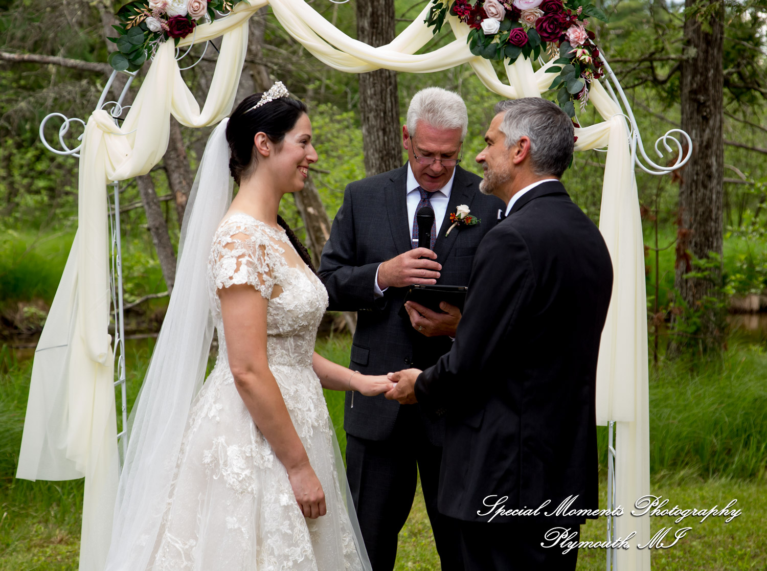 Amber & Tim at Canada Creek Ranch Atlanta MI wedding photography