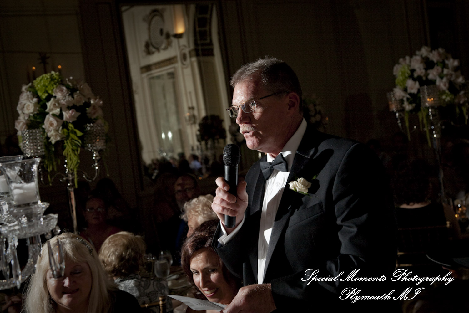 Dave & Angie at Colony Club Detroit MI wedding photography