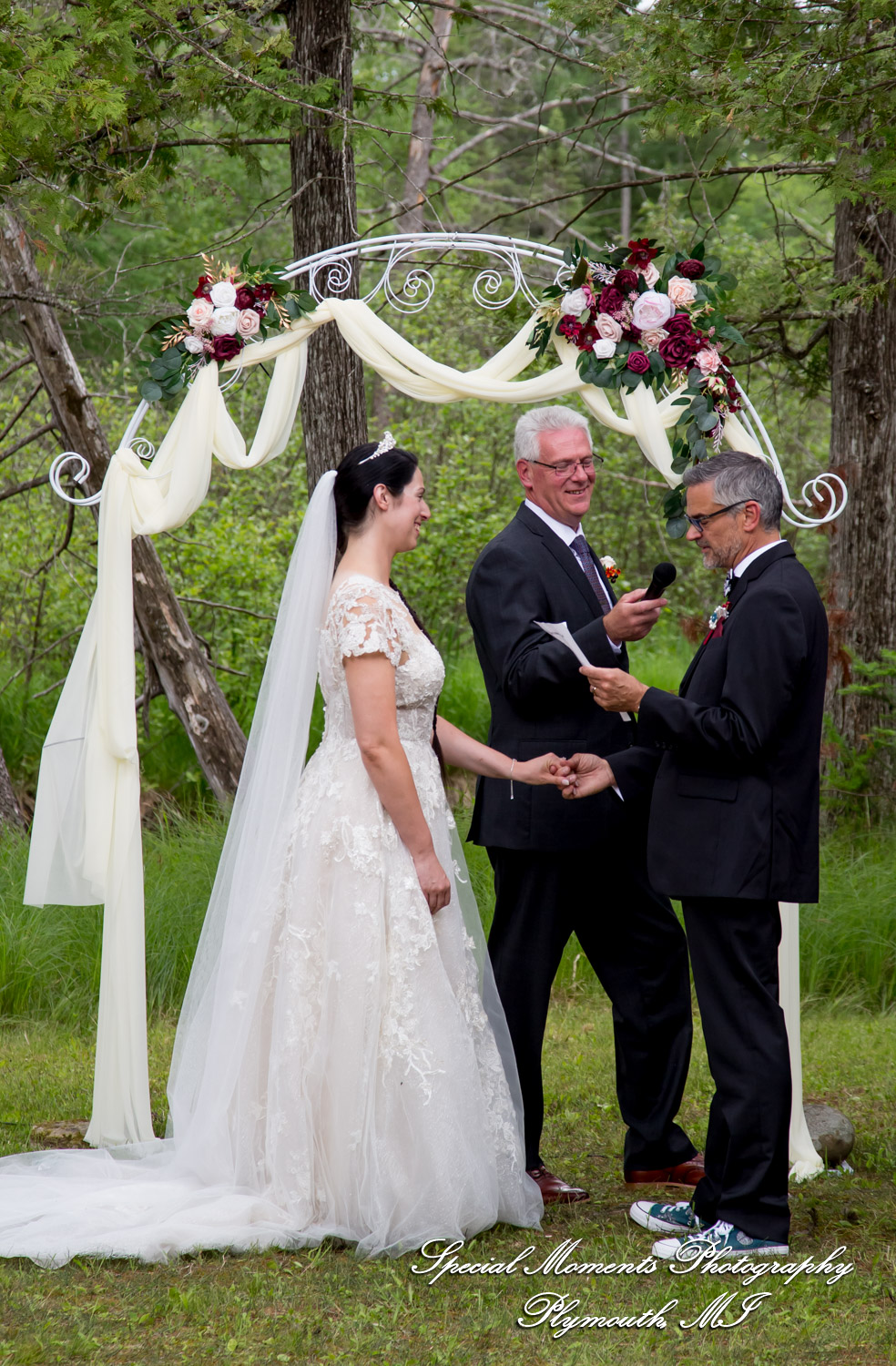 Amber & Tim at Canada Creek Ranch Atlanta MI wedding photography