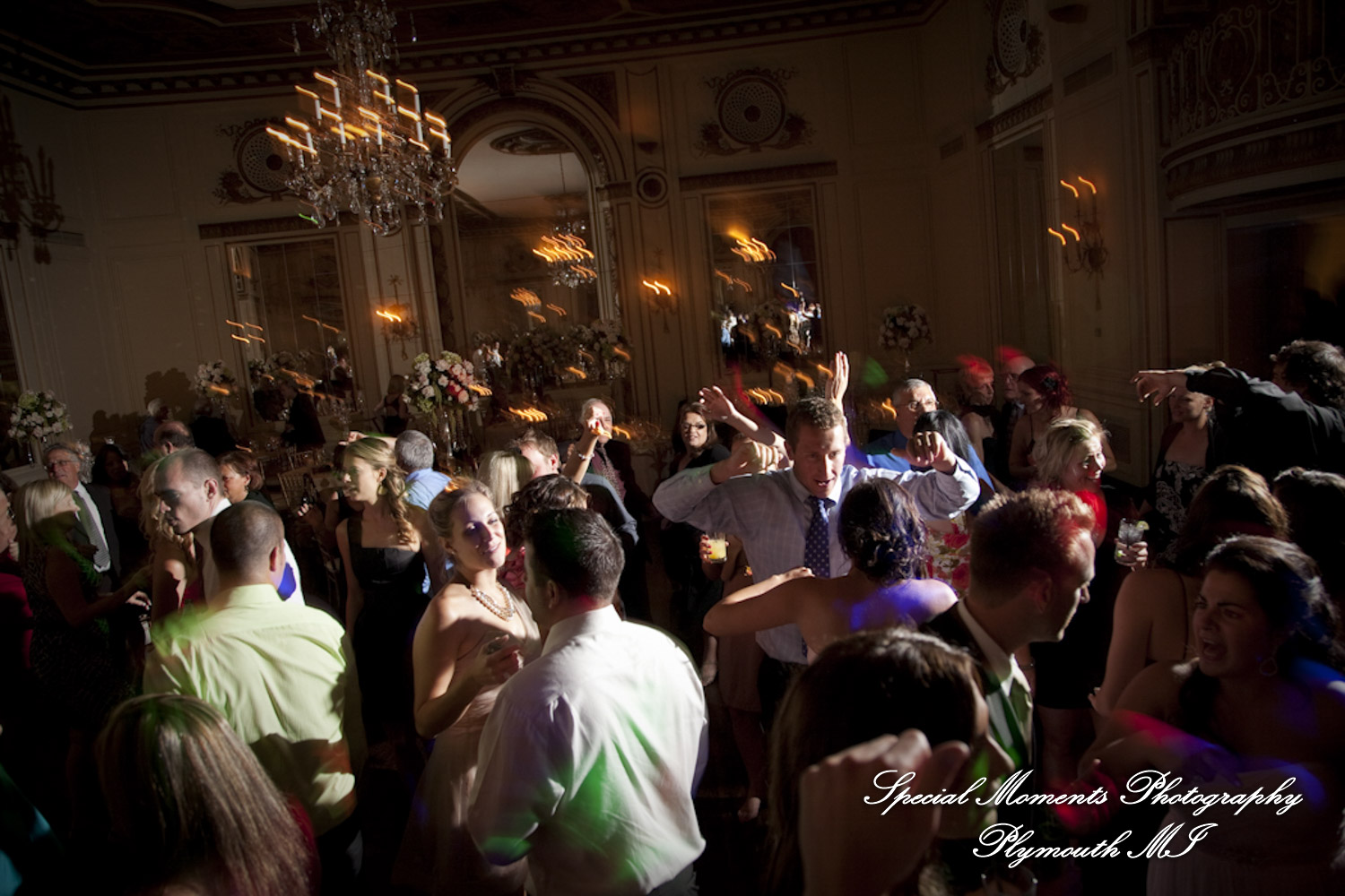 Dave & Angie at Colony Club Detroit MI wedding photography