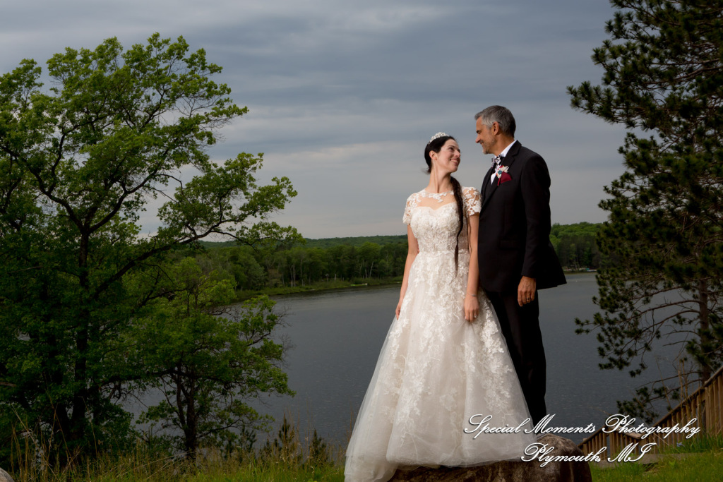 Amber & Tim at Canada Creek Ranch Atlanta MI wedding photography