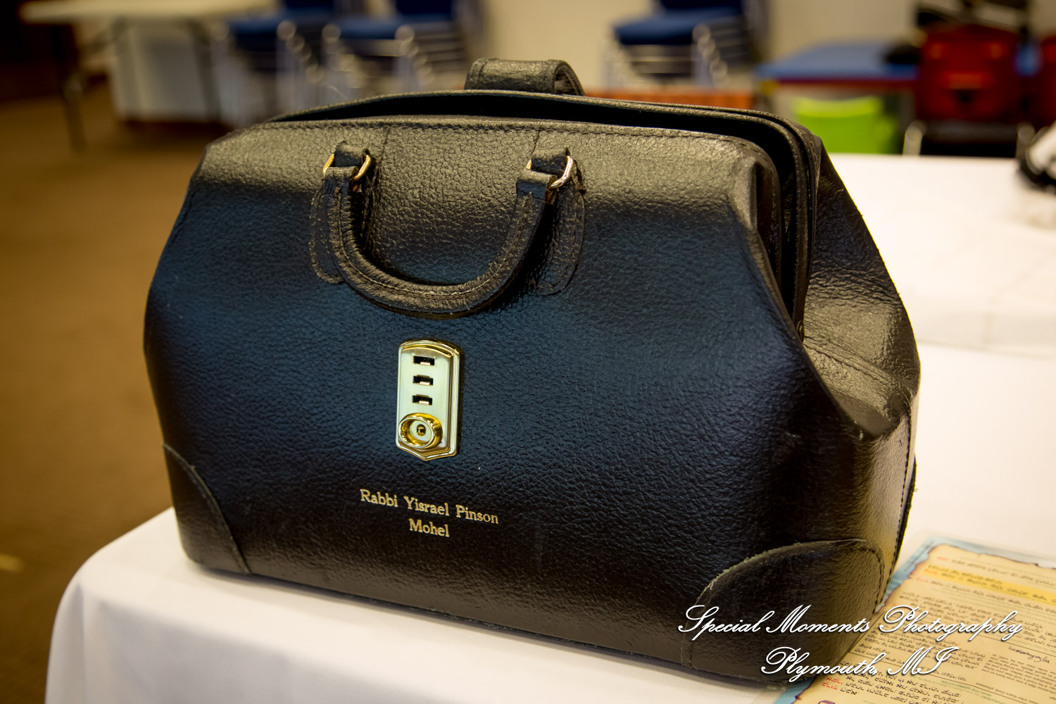 The Shul Jack & Miriam Shenkman Building family photograph