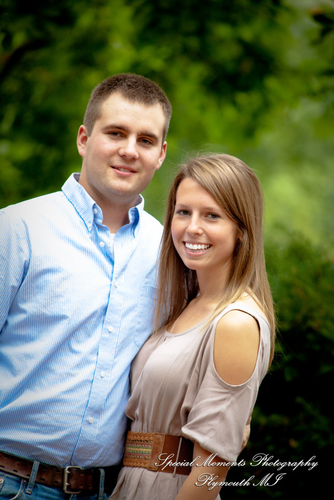 Andy & Jamie at MSU Campus East Lansing MI engagement photograph