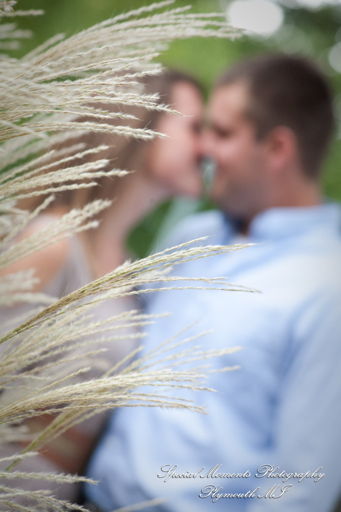 Andy & Jamie at MSU Campus East Lansing MI engagement photograph