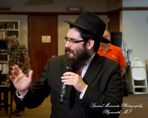 The Shul Jack & Miriam Shenkman Building family photograph