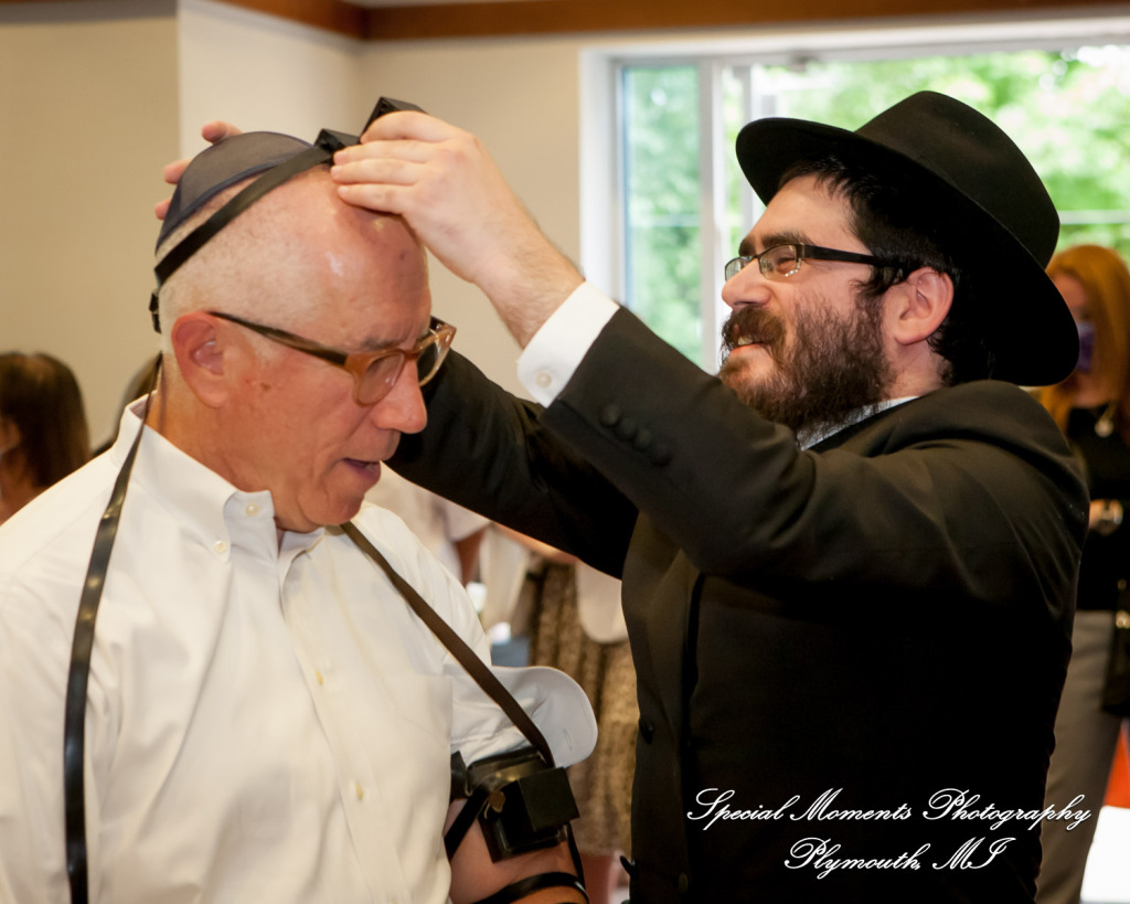 The Shul Jack & Miriam Shenkman Building family photograph