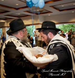 The Shul Jack & Miriam Shenkman Building family photograph