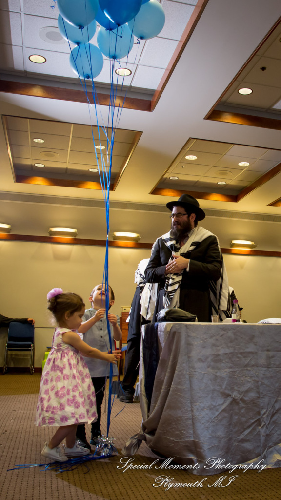 The Shul Jack & Miriam Shenkman Building family photograph