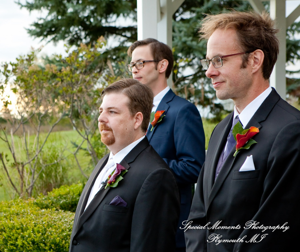 Sarah & Ron at Boulder Pointe Golf Club & Banquet Center Oxford MI wedding photograph