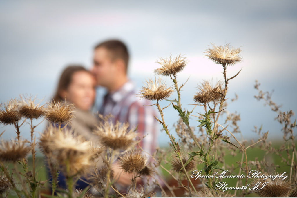 Andy & Jamie at MSU Campus East Lansing MI engagement photograph