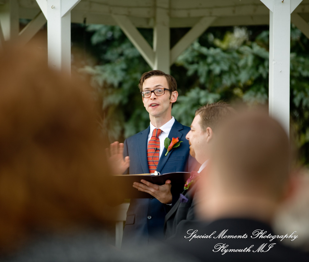 Sarah & Ron at Boulder Pointe Golf Club & Banquet Center Oxford MI wedding photograph