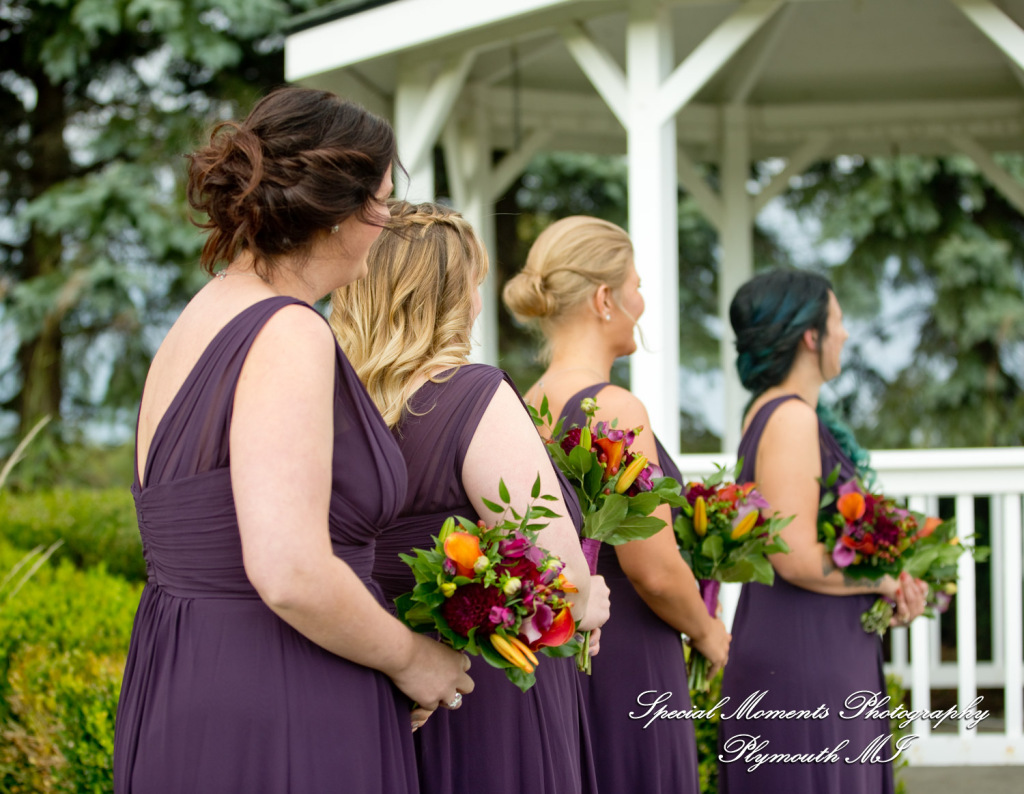 Sarah & Ron at Boulder Pointe Golf Club & Banquet Center Oxford MI wedding photograph