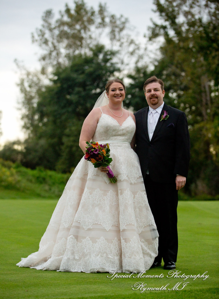 Sarah & Ron at Boulder Pointe Golf Club & Banquet Center Oxford MI wedding photograph
