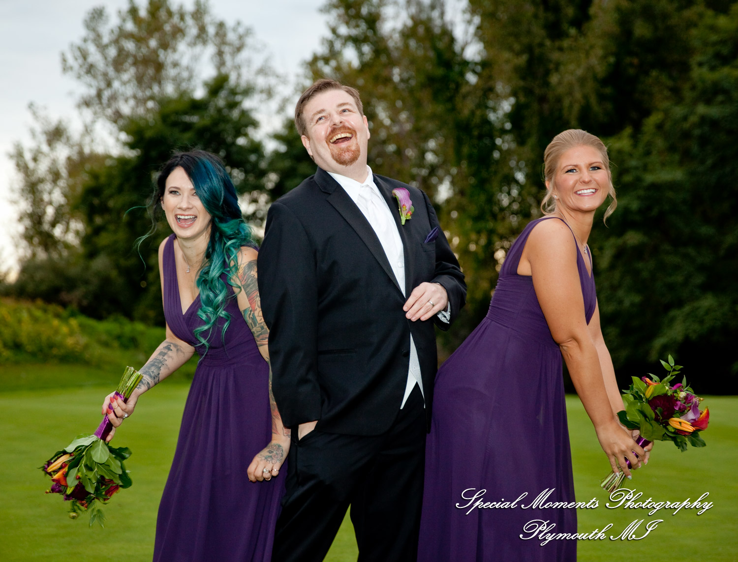 Sarah & Ron at Boulder Pointe Golf Club & Banquet Center Oxford MI wedding photograph