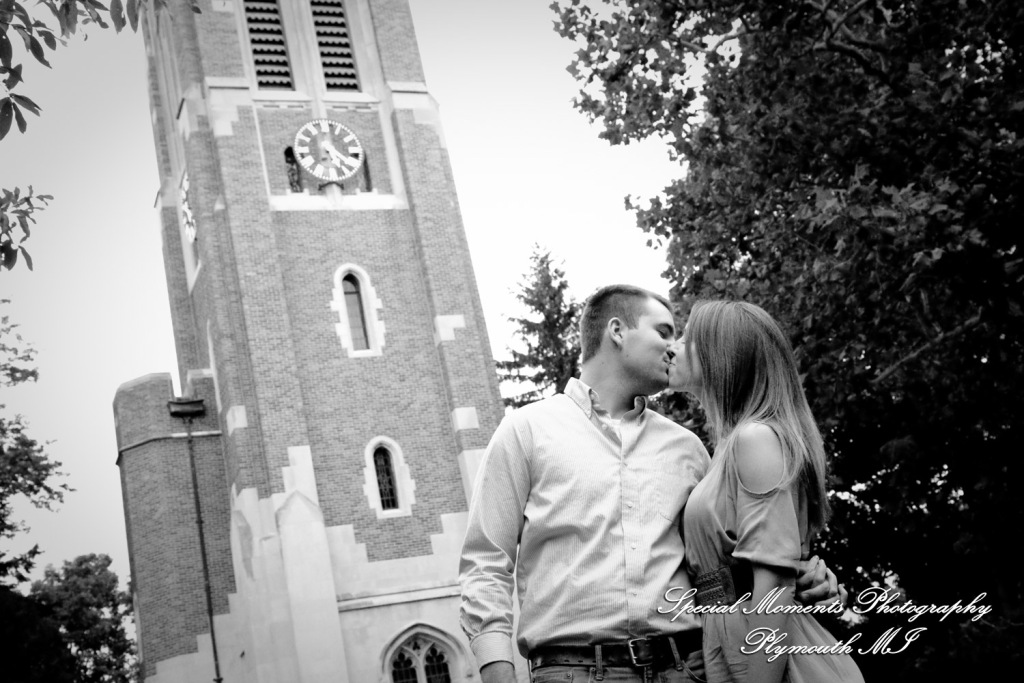 Andy & Jamie at MSU Campus East Lansing MI engagement photograph