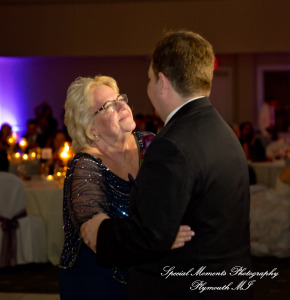 Sarah & Ron at Boulder Pointe Golf Club & Banquet Center Oxford MI wedding photograph