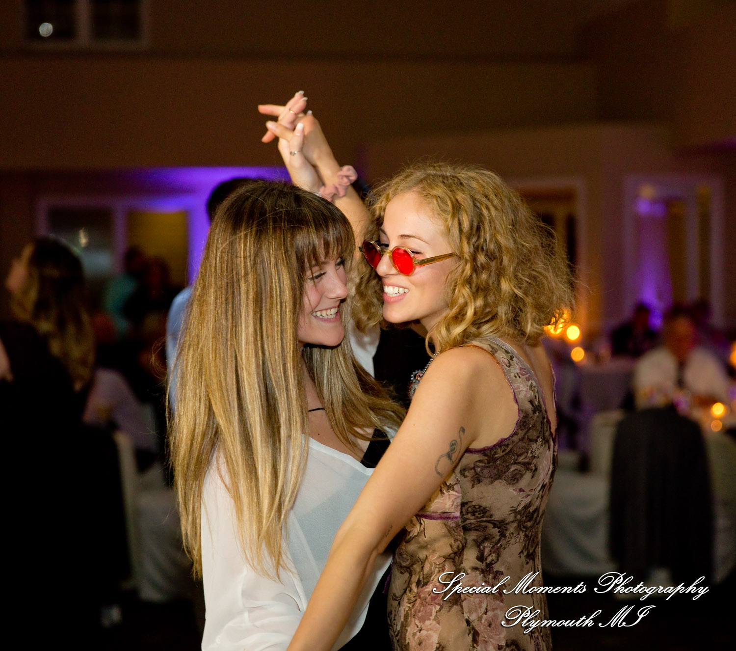 Sarah & Ron at Boulder Pointe Golf Club & Banquet Center Oxford MI wedding photograph