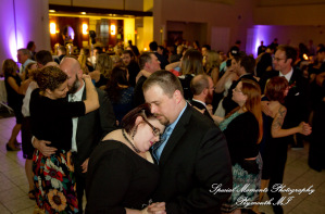 Sarah & Ron at Boulder Pointe Golf Club & Banquet Center Oxford MI wedding photograph