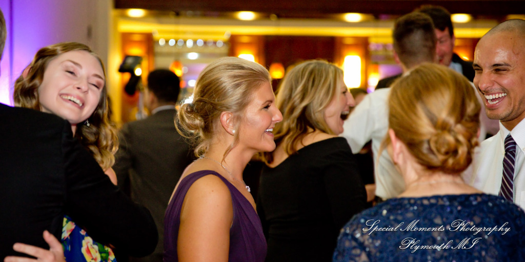 Sarah & Ron at Boulder Pointe Golf Club & Banquet Center Oxford MI wedding photograph