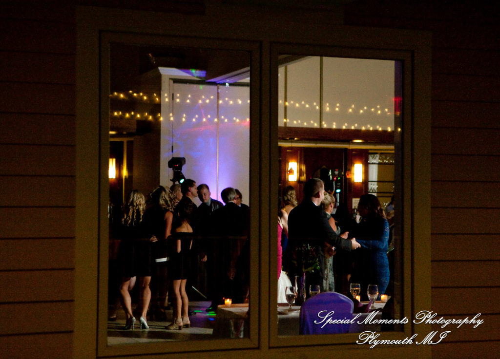 Sarah & Ron at Boulder Pointe Golf Club & Banquet Center Oxford MI wedding photograph