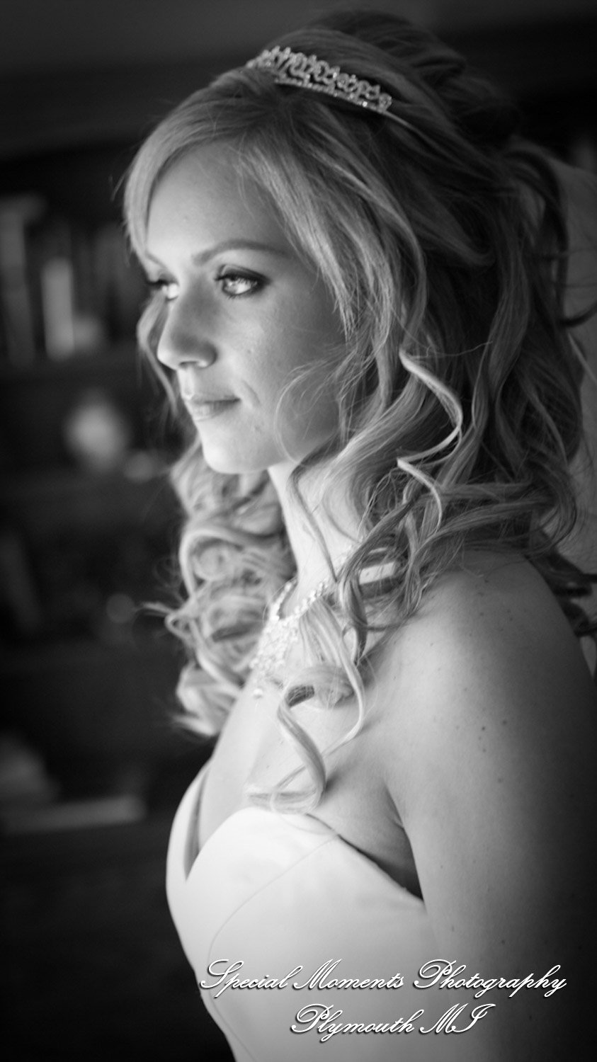 Jim & Mary at St. Hugo of the Hills Bloomfield Hills MI wedding photograph