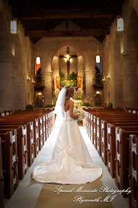 Jim & Mary at St. Hugo of the Hills Bloomfield Hills MI wedding photograph