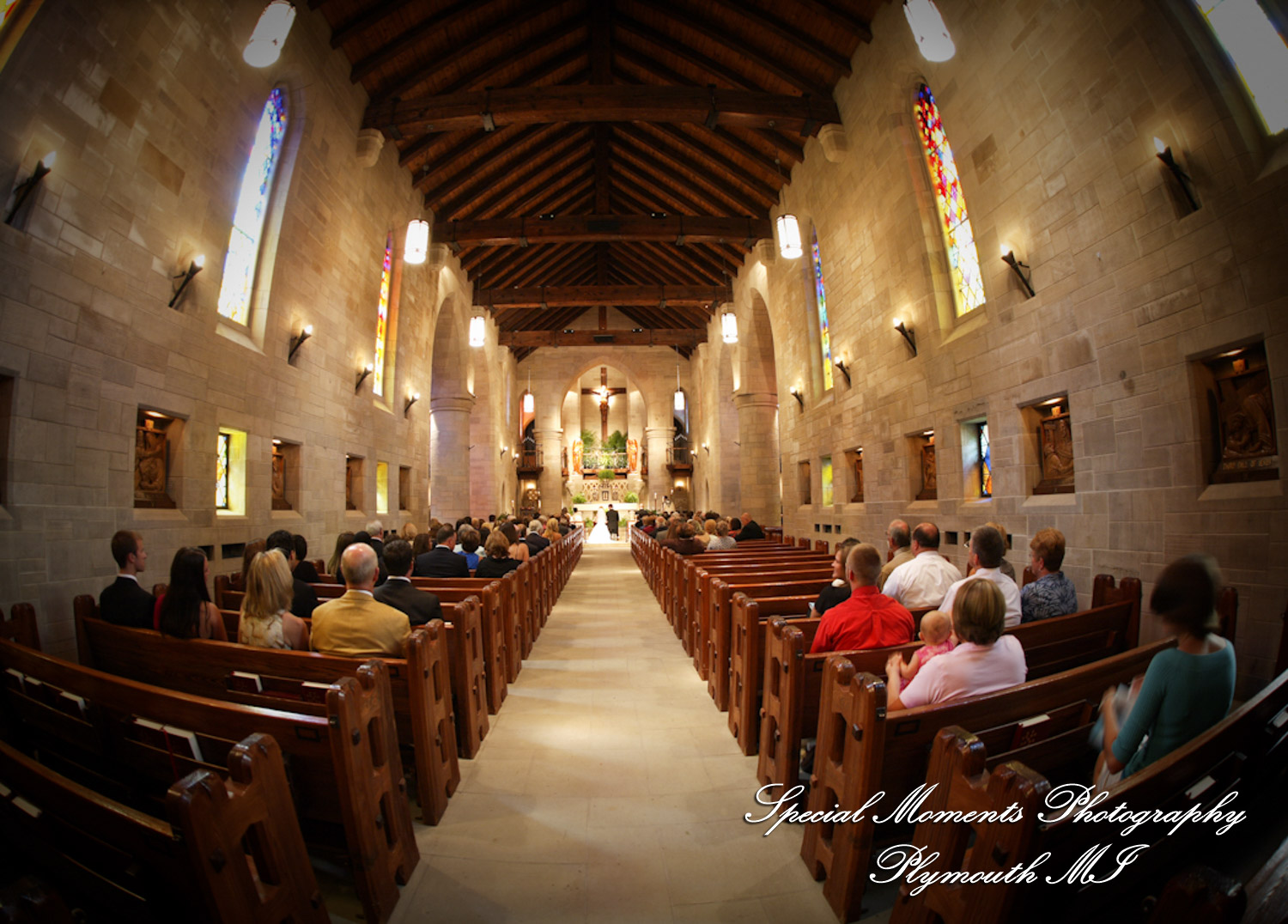 Jim & Mary at St. Hugo of the Hills Bloomfield Hills MI wedding photograph