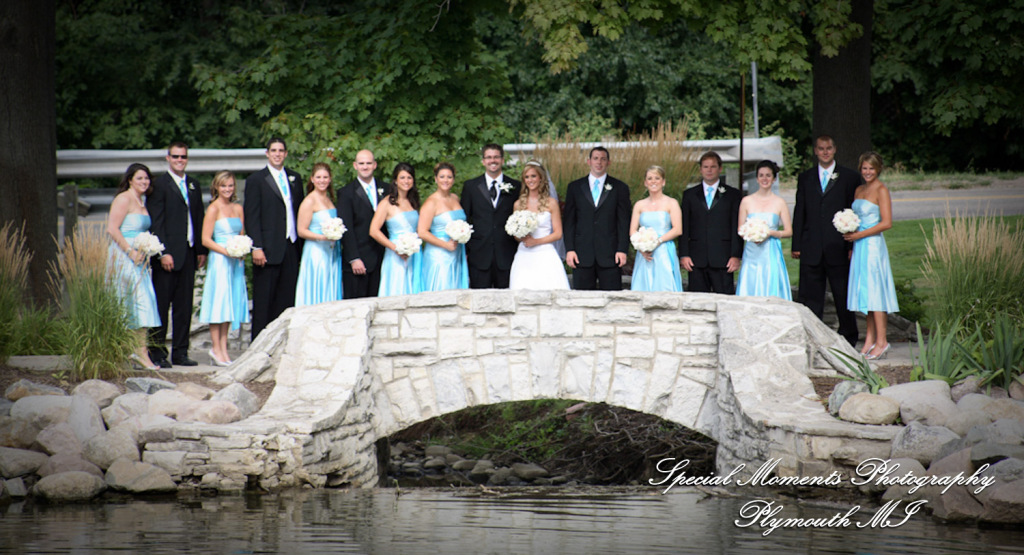 Jim & Mary at St. Hugo of the Hills Bloomfield Hills MI wedding photograph