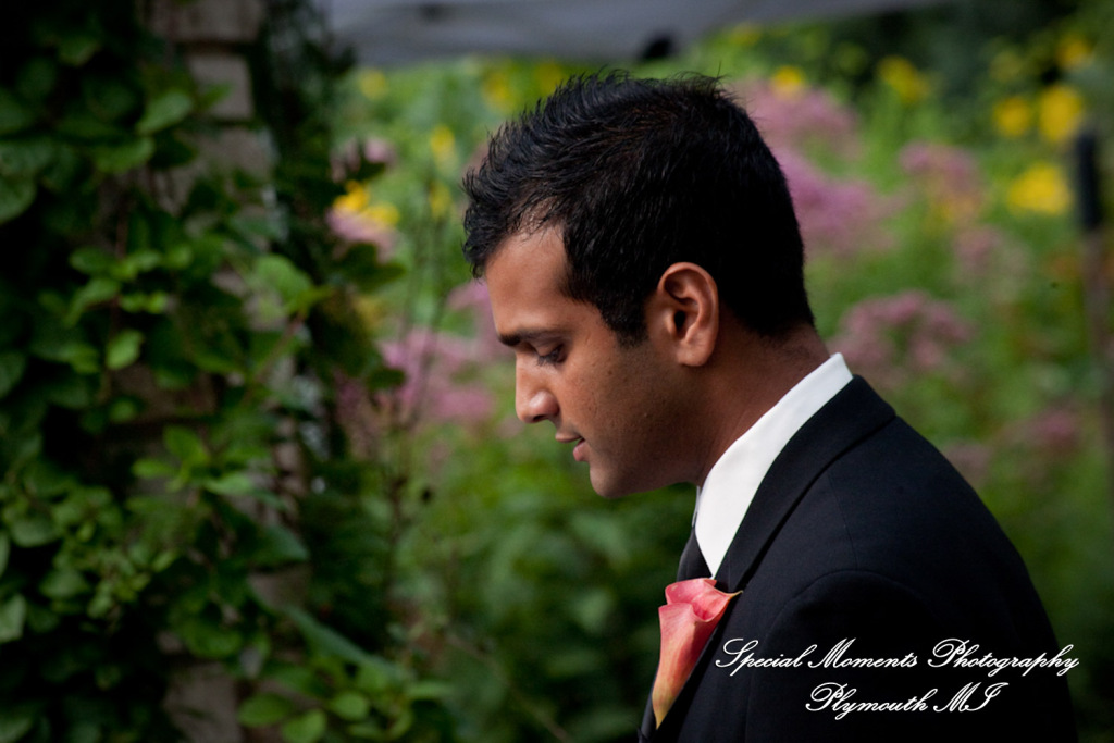 Rory & Ally at Matthaei Botanical Gardens Ann Arbor MI wedding photograph