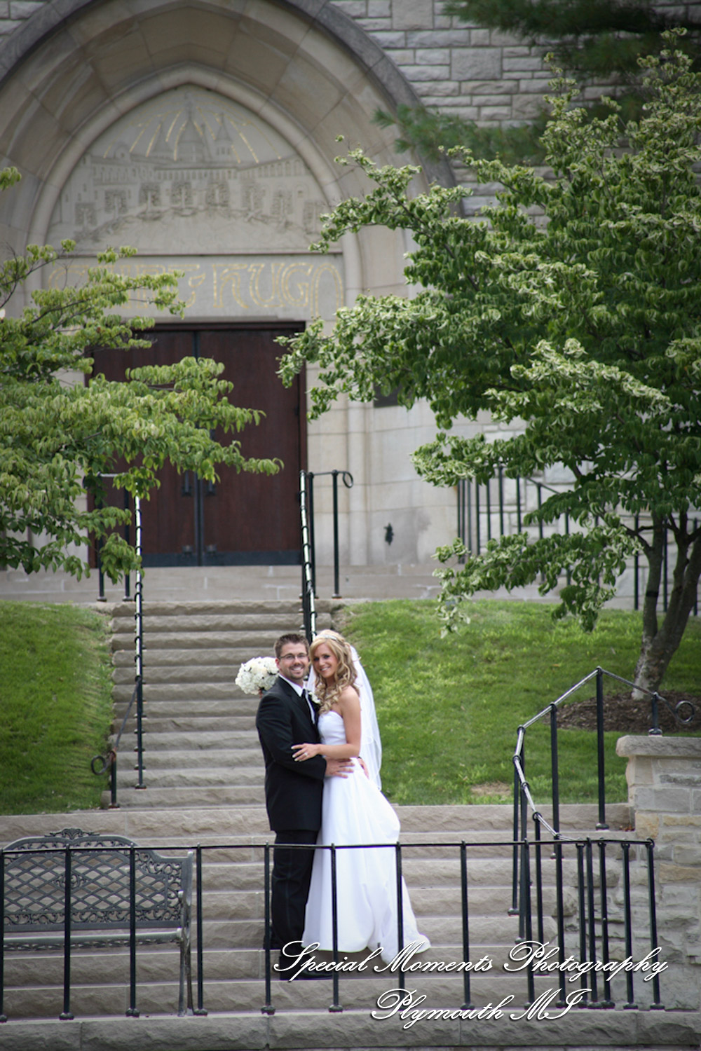 Jim & Mary at St. Hugo of the Hills Bloomfield Hills MI wedding photograph