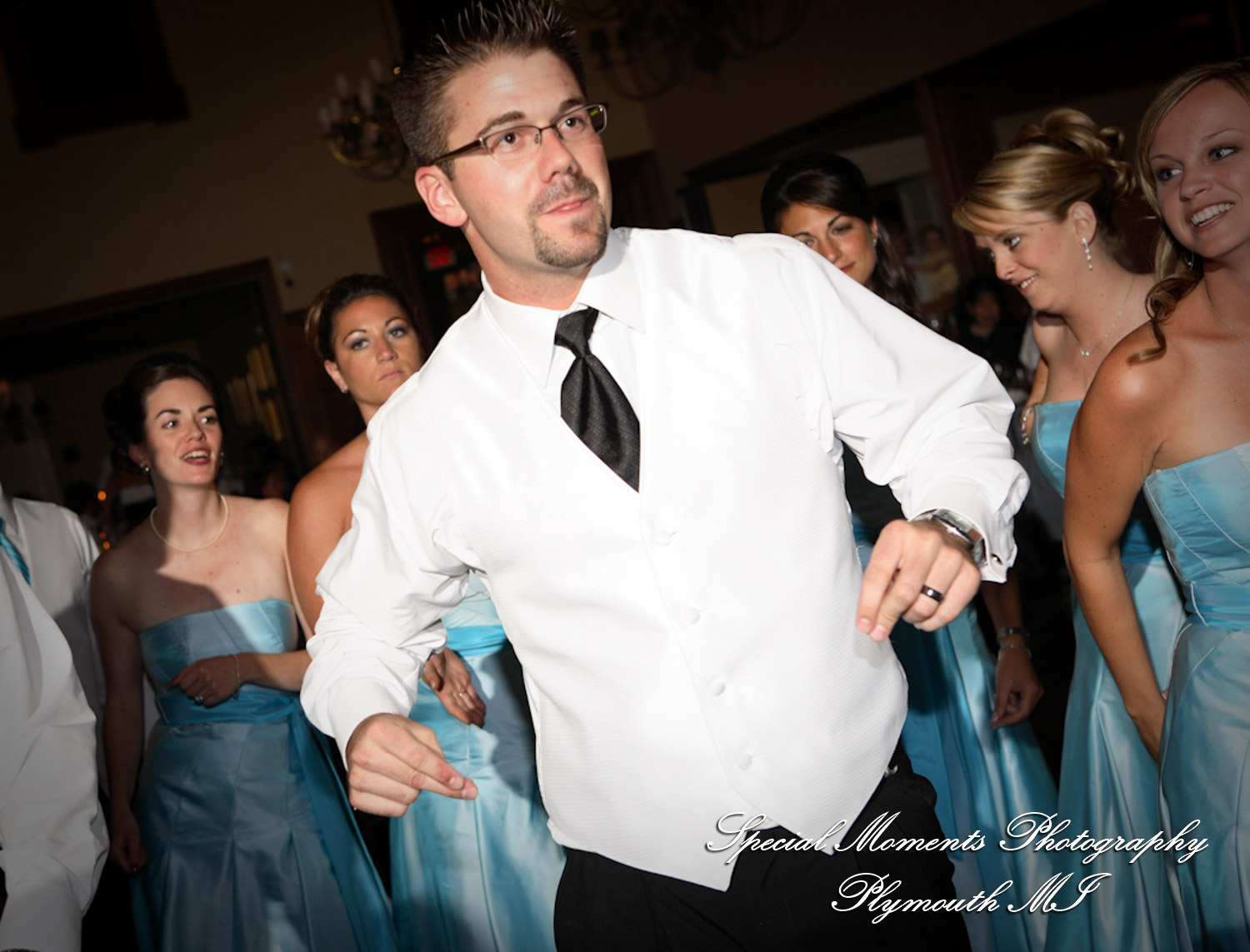 Jim & Mary at Community House of Birmingham MI wedding photograph