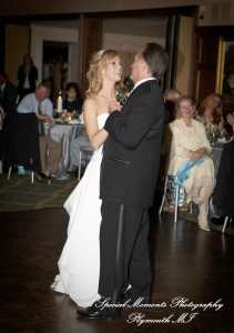 Jim & Mary at Community House of Birmingham MI wedding photograph