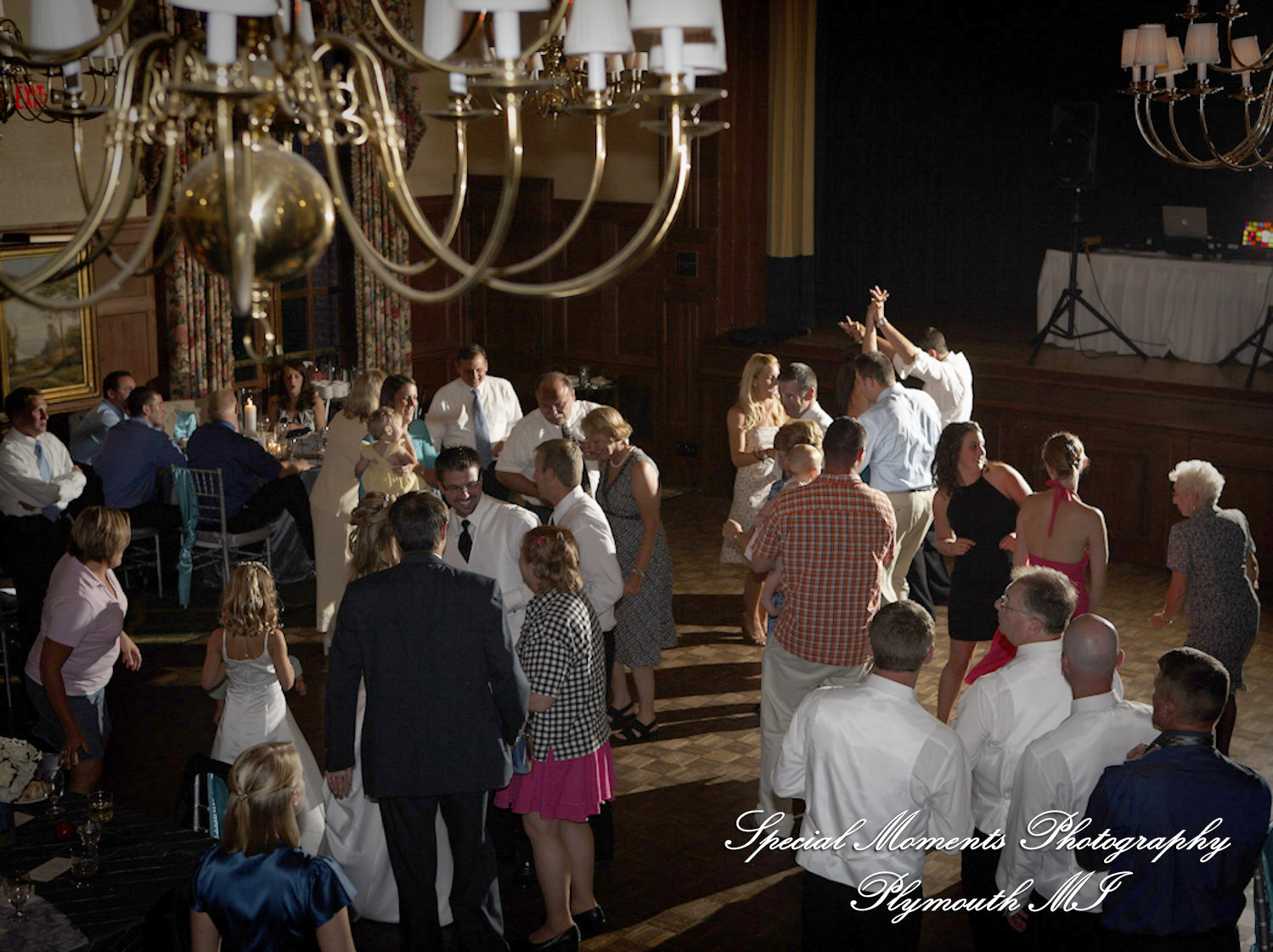 Jim & Mary at Community House of Birmingham MI wedding photograph