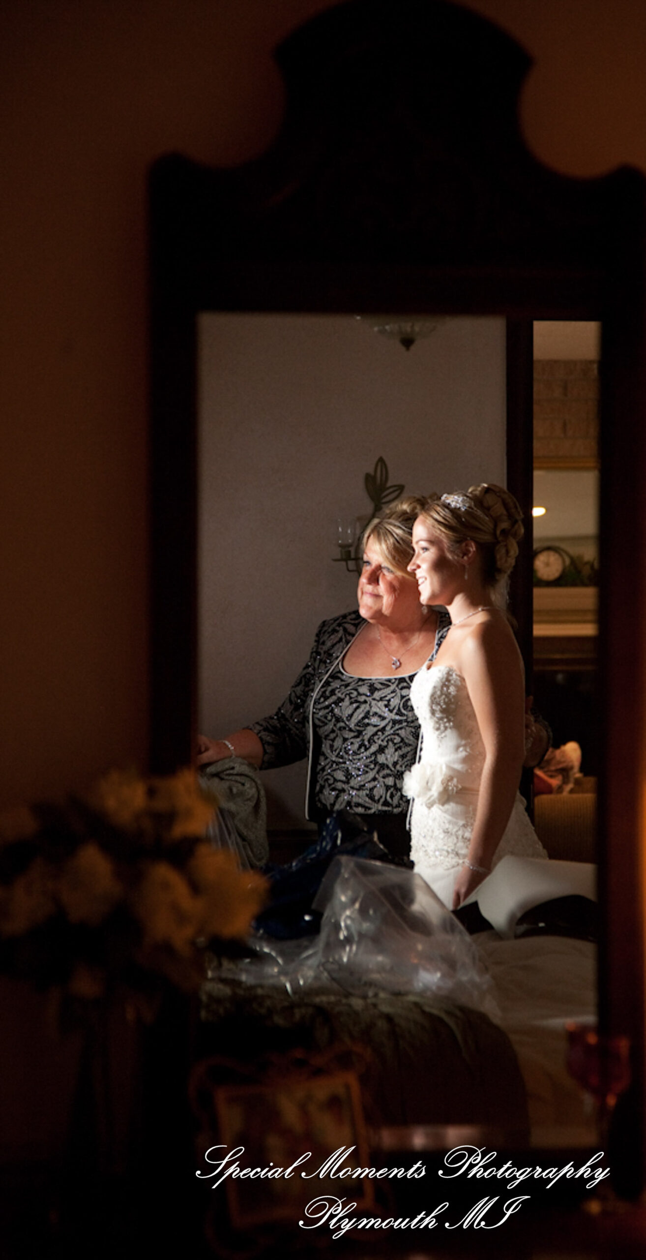 Erika & Josh at Community Lutheran Church Flat Rock MI wedding photography