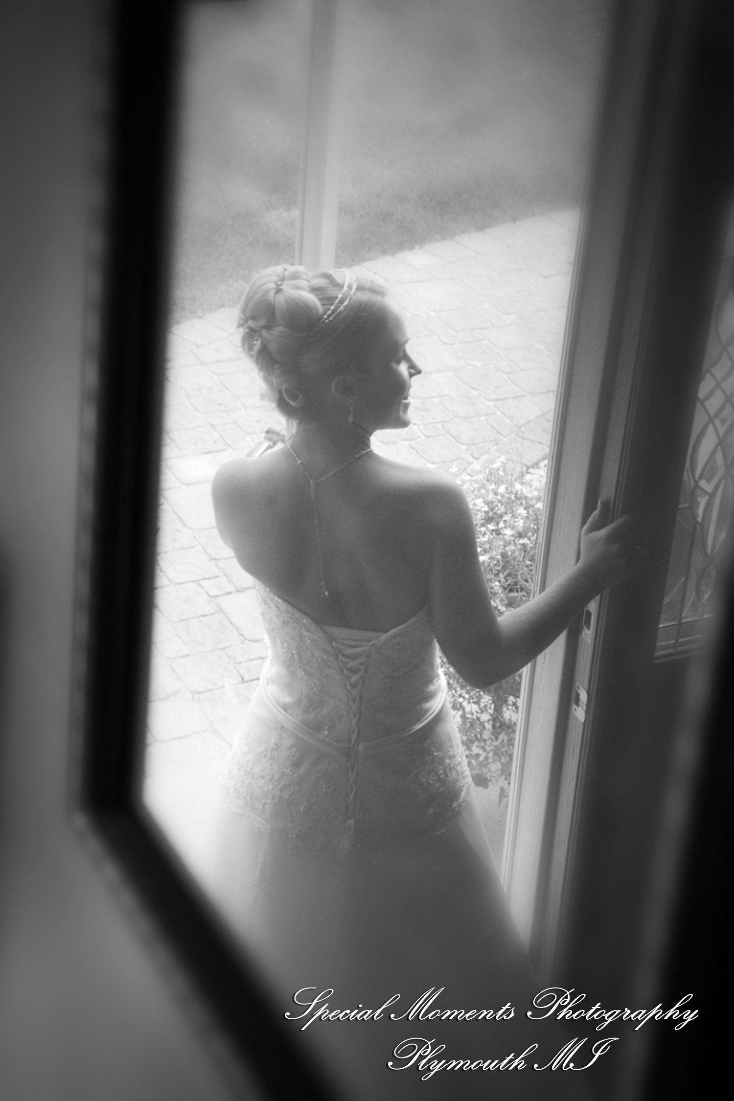 Erika & Josh at Community Lutheran Church Flat Rock MI wedding photography