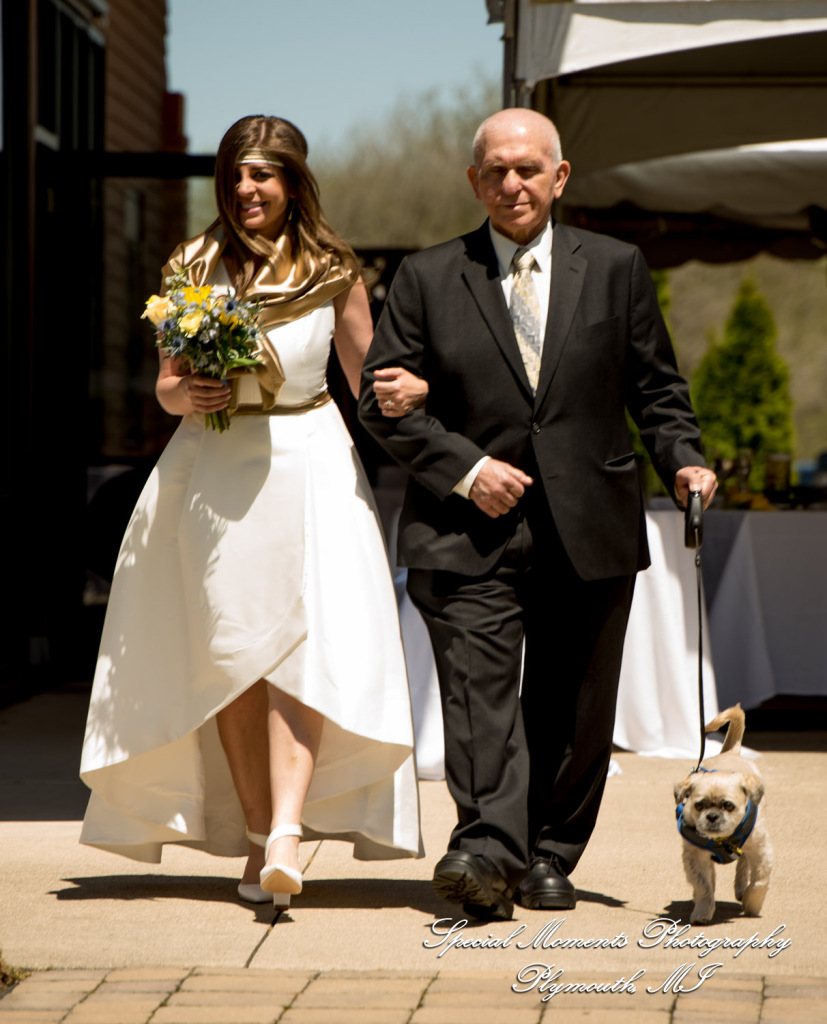 Lenore & Michael at Stonebridge Golf Club - Ann Arbor MI wedding photograph