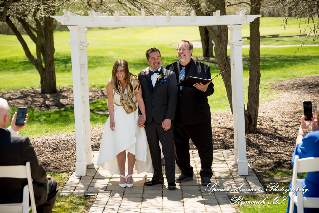 Lenore & Michael at Stonebridge Golf Club Ann Arbor MI wedding photograph