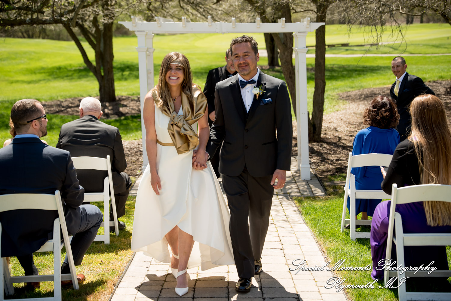 Lenore & Michael at Stonebridge Golf Club Ann Arbor MI wedding photograph