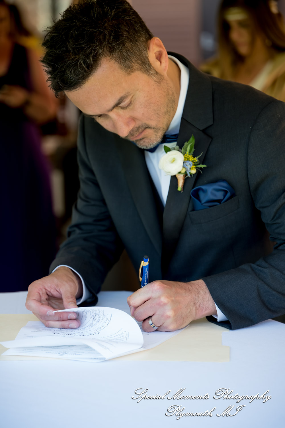 Lenore & Michael at Stonebridge Golf Club Ann Arbor MI wedding photograph