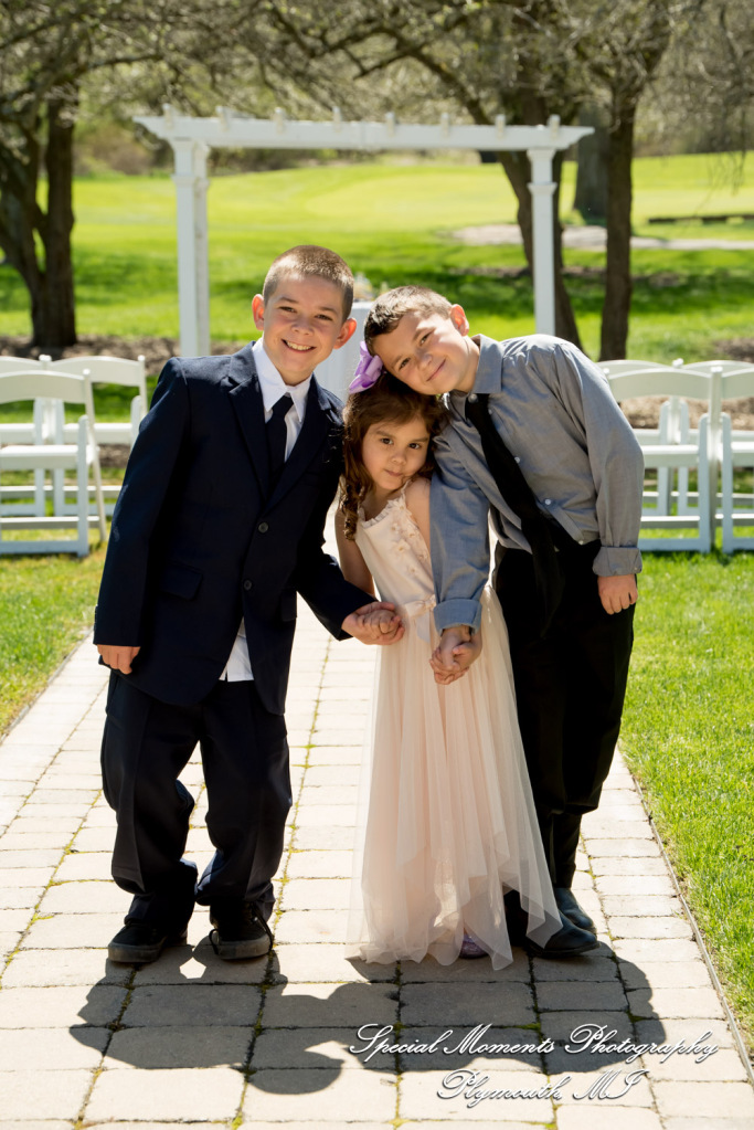 Lenore & Michael at Stonebridge Golf Club Ann Arbor MI wedding photograph