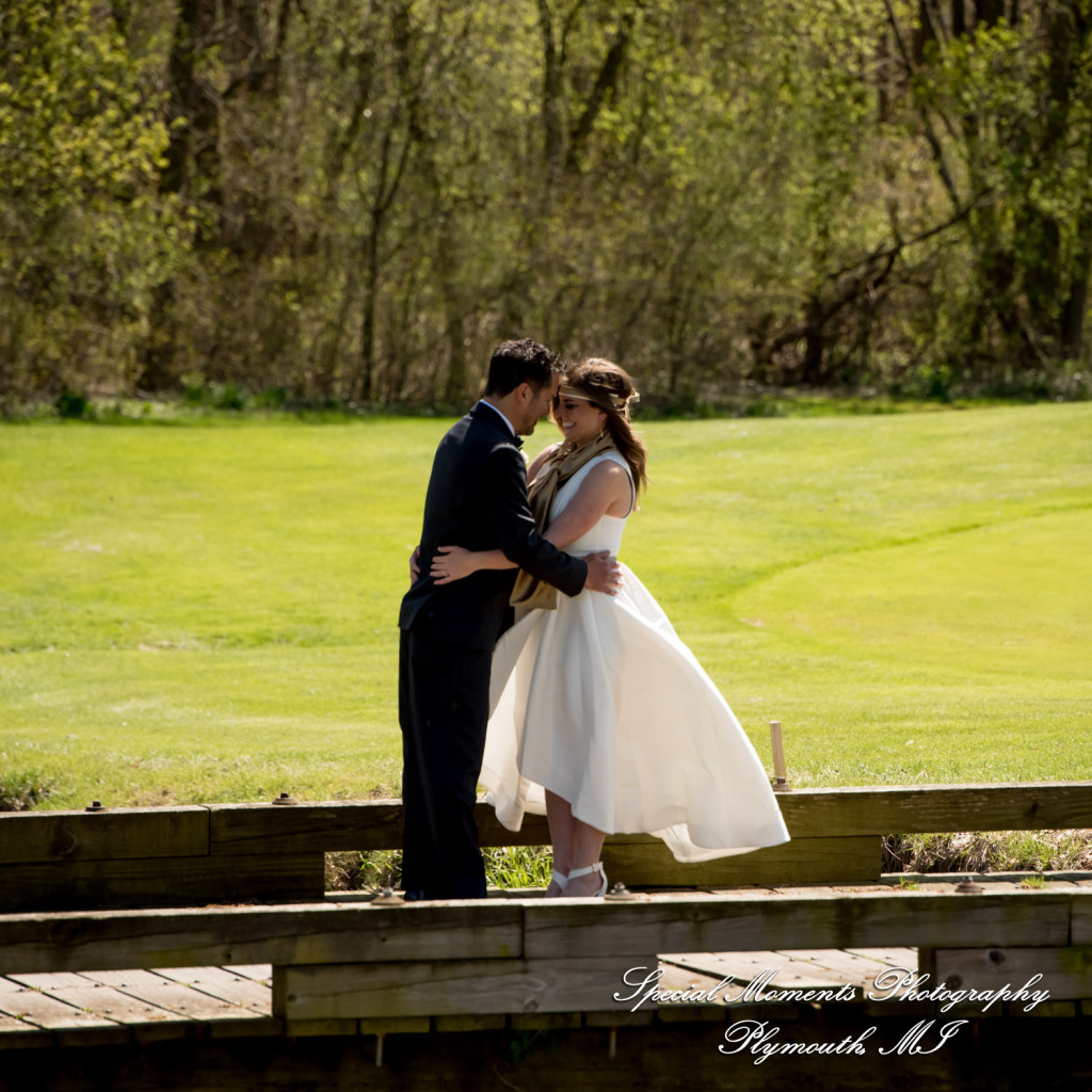 Lenore & Michael at Stonebridge Golf Club Ann Arbor MI wedding photograph