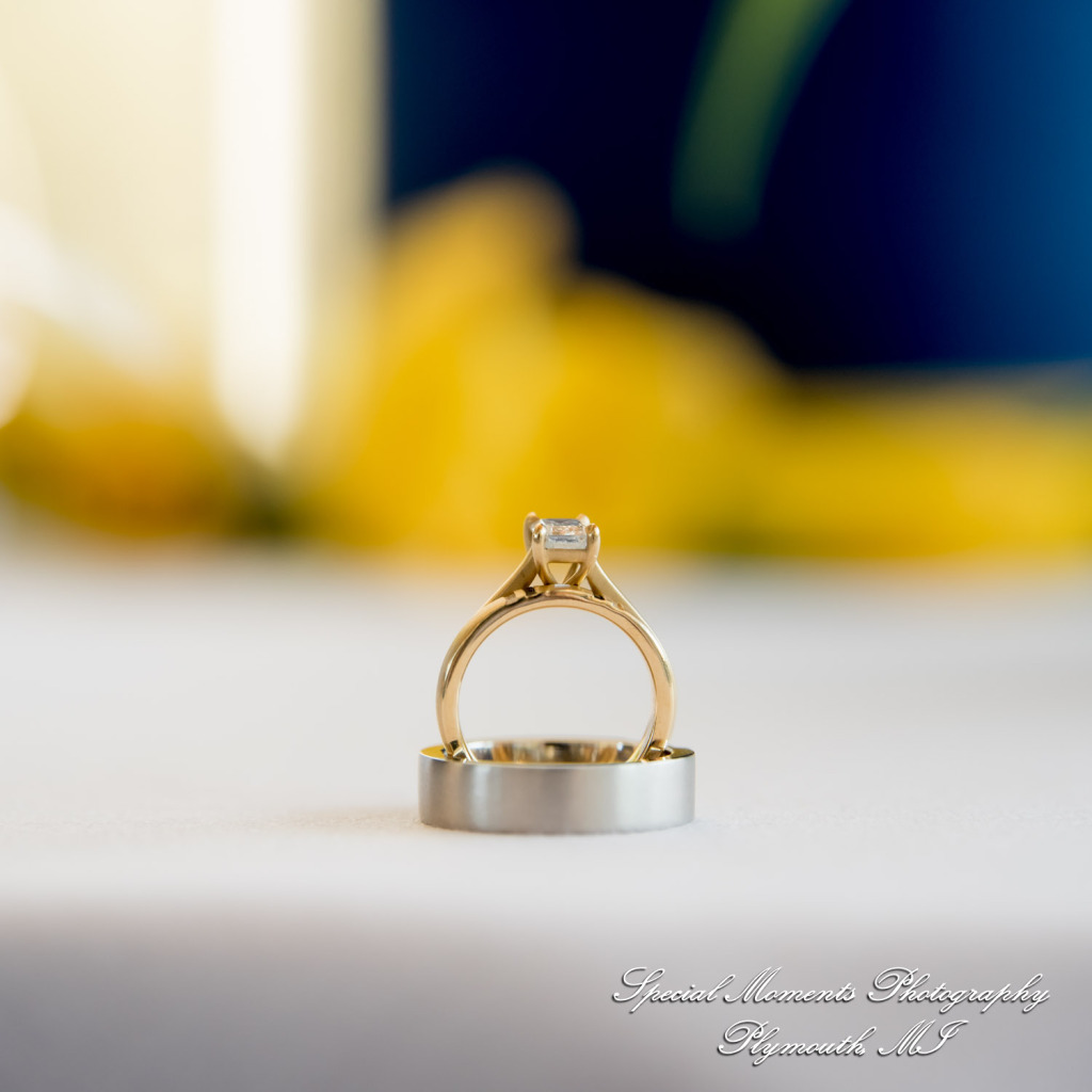 Lenore & Michael at Stonebridge Golf Club Ann Arbor MI wedding photograph